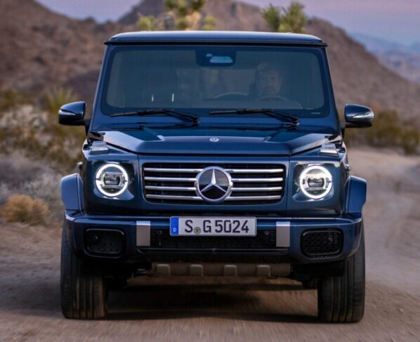 Mercedes-Benz G550