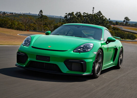 Porsche 718 Cayman GT4