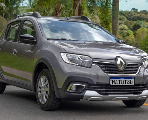 Renault Sandero Stepway carros