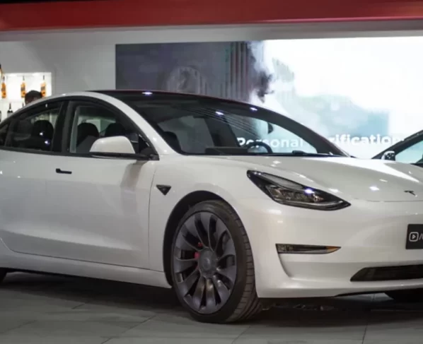 Tesla Model 3 elétricos que mais desvalorizam